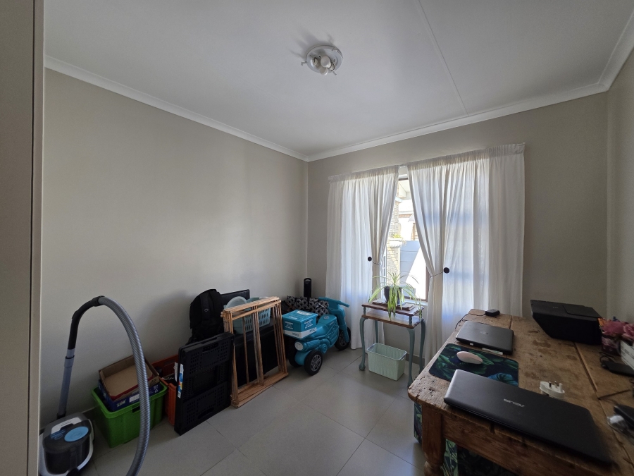 3 Bedroom Property for Sale in Jeffreys Bay Central Eastern Cape